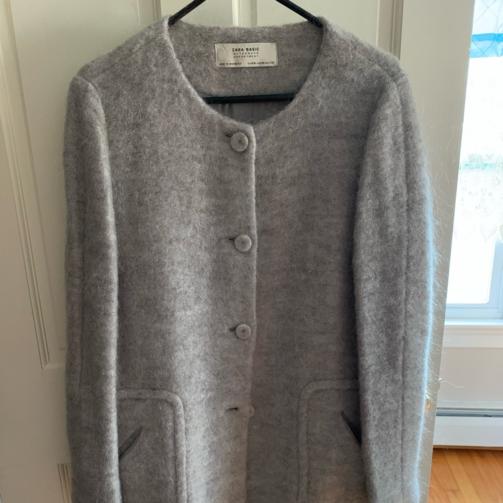 Zara Heather Grey Over Coat .. XL coat that has a light and classic look